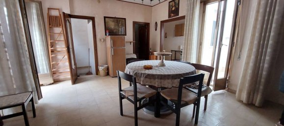 4 rooms Apartment in Foggia, Italy No. 265707 12
