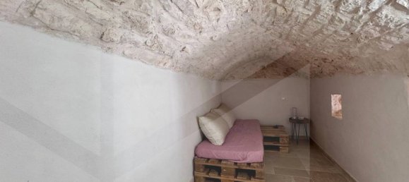 Estudio en Ostuni, Italy No. 17096 12