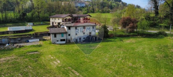 5-Zimmer Haus in Costa Masnaga, Italy, Nr. 323764 3