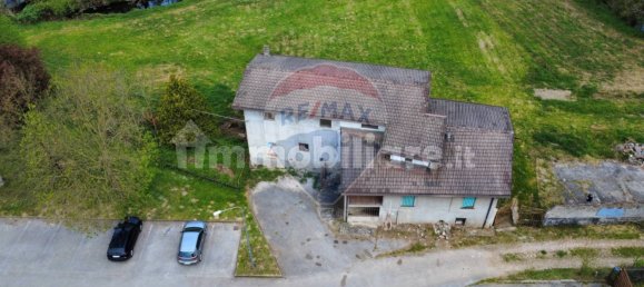 5-Zimmer Haus in Costa Masnaga, Italy, Nr. 323764 12