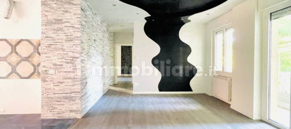 3 Schlafzimmer Wohnung in Brescia, Italy, Nr. 379848 6