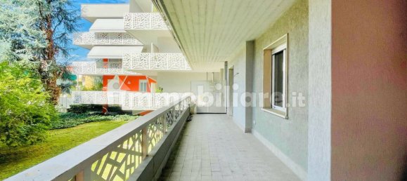 3 Schlafzimmer Wohnung in Brescia, Italy, Nr. 379848 16