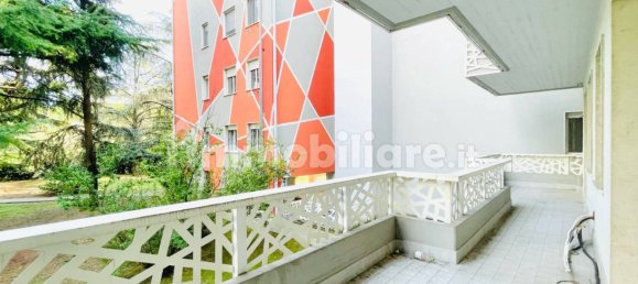 3 Schlafzimmer Wohnung in Brescia, Italy, Nr. 379848 9