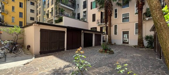 Склад 49м² в Милан, Италия № 263159 4