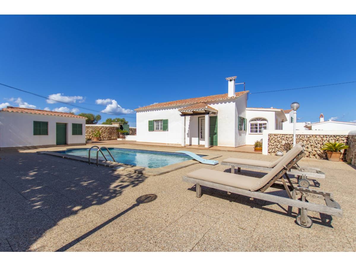 4 bedrooms Villa in Es Castell, Spain No. 12695