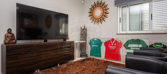 4 Schlafzimmer Haus in Pinhal Novo, Portugal, Nr. 321846 12