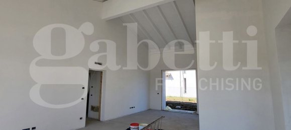 6 rooms Villa in Sant'Agata Bolognese, Italy No. 271488 2