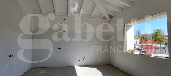 6 rooms Villa in Sant'Agata Bolognese, Italy No. 271488 3