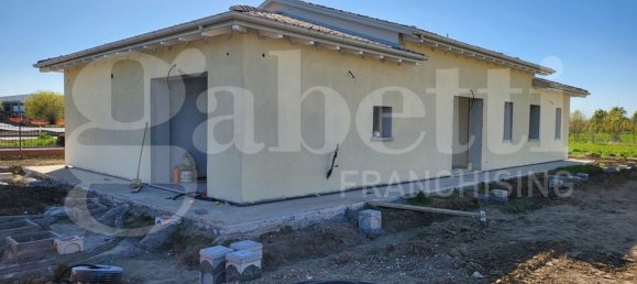 6 rooms Villa in Sant'Agata Bolognese, Italy No. 271488 5