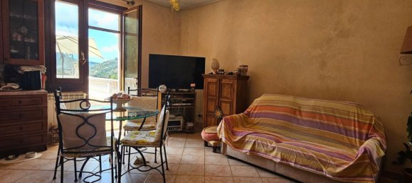 6 bedrooms House in Soldano, Italy No. 358247 8