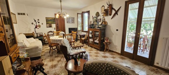 6 bedrooms House in Soldano, Italy No. 358247 19