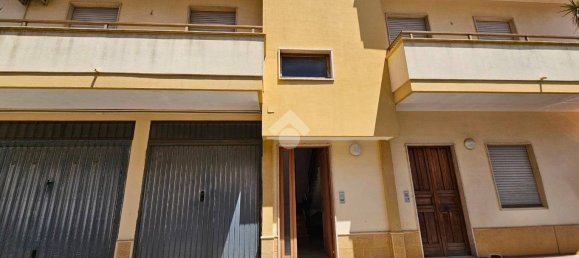 3 bedrooms Apartment in Galatina, Italy No. 280617 3