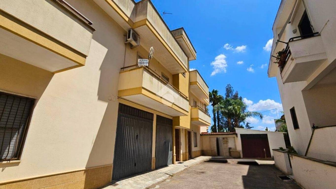 3 bedrooms Apartment in Galatina, Italy No. 280617