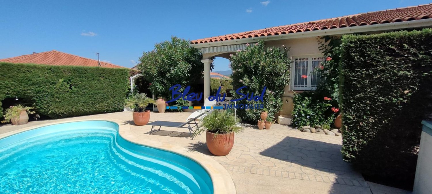 3 bedrooms House in Prades, France No. 298545