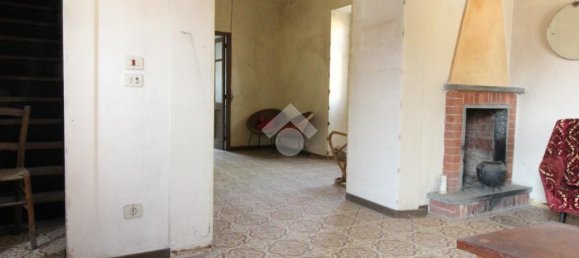 2 Schlafzimmer Haus in Piverone, Italy, Nr. 322127 4