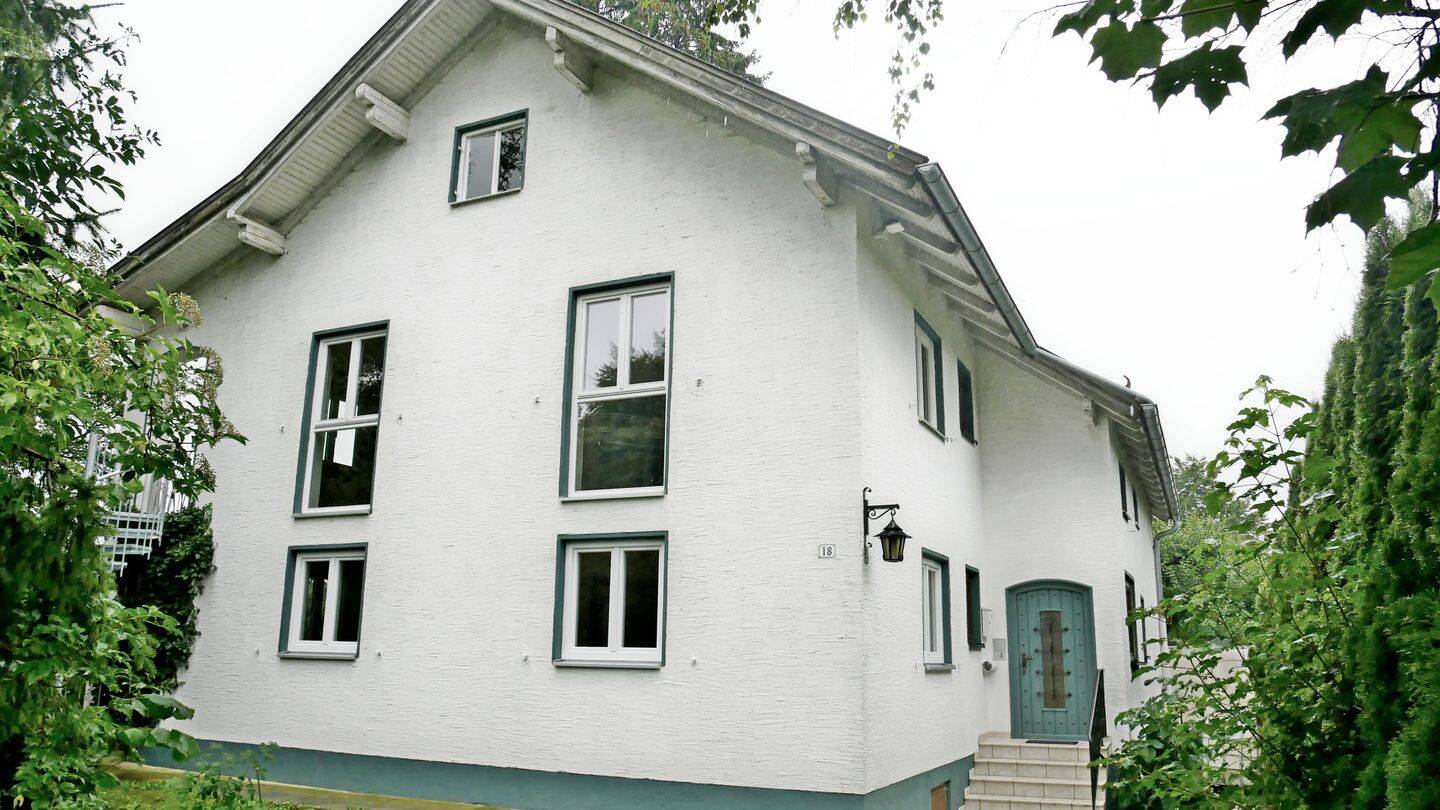 9 rooms Townhouse in Ostallgau, Germany No. 233026