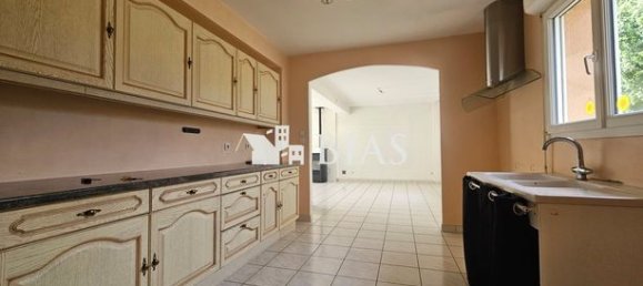 Casa de 4 dormitorios en Eure, France No. 357360 4