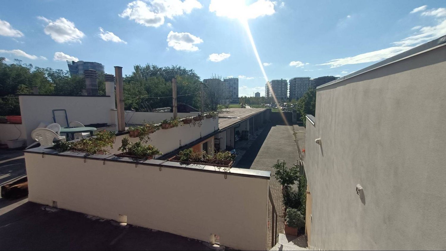 2 Schlafzimmer Villa in Milan, Italy, Nr. 324870