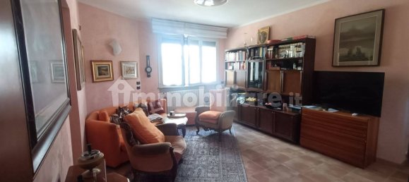 2 Schlafzimmer Villa in Milan, Italy, Nr. 324870 13