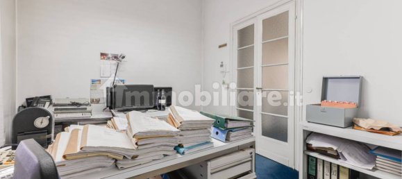 4 rooms Office in Milan, Italy No. 327547 10