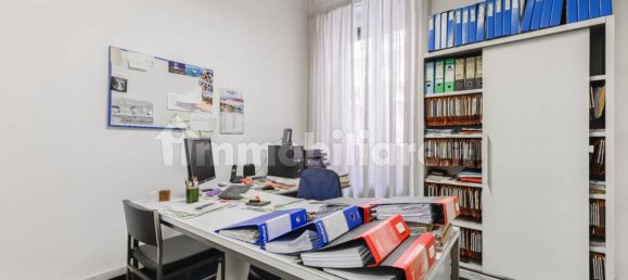4 rooms Office in Milan, Italy No. 327547 17