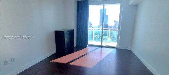 2 chambres propriété commerciale à louer à Miami, Miami-Dade, Florida, USA № 614463 11