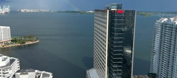 2 chambres propriété commerciale à louer à Miami, Miami-Dade, Florida, USA № 614463 23