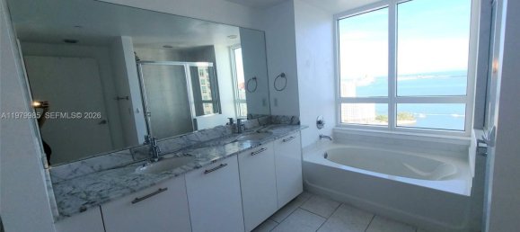 2 chambres propriété commerciale à louer à Miami, Miami-Dade, Florida, USA № 614463 13