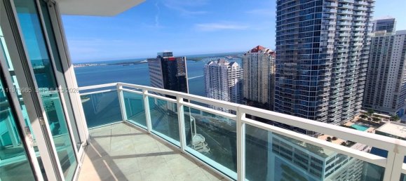 2 chambres propriété commerciale à louer à Miami, Miami-Dade, Florida, USA № 614463 21