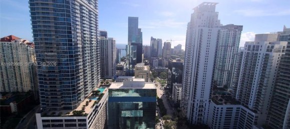 2 chambres propriété commerciale à louer à Miami, Miami-Dade, Florida, USA № 614463 22