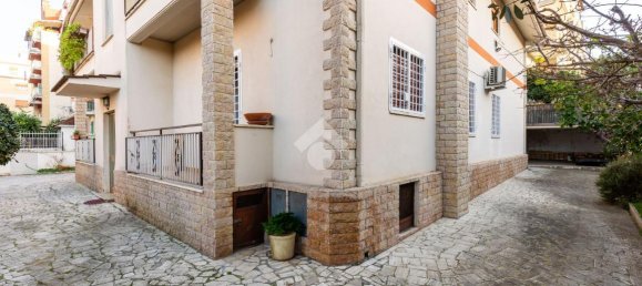 Apartamento de 3 habitaciónes en Rome, Italy No. 80728 30