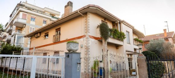 Apartamento de 3 habitaciónes en Rome, Italy No. 80728 26