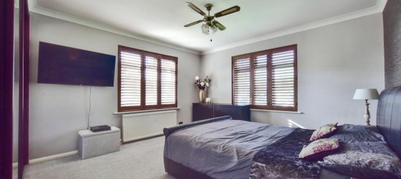 4 bedrooms House in Maidstone, United Kingdom No. 10463 16