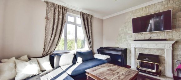 4 bedrooms House in Maidstone, United Kingdom No. 10463 5