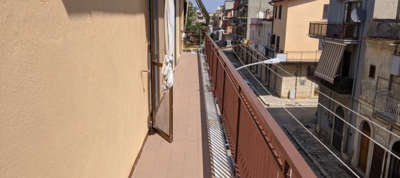 Квартира с 4 комнатами в Веноза, Италия № 254806 5