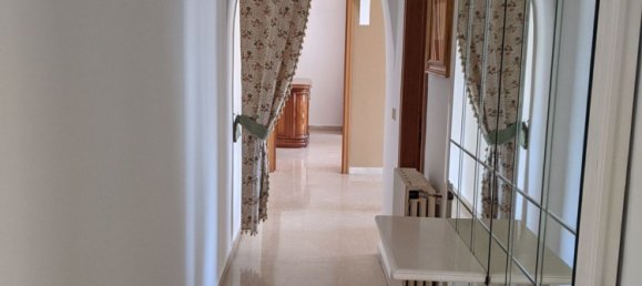 Квартира с 4 комнатами в Веноза, Италия № 254806 6