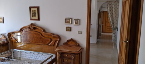 Квартира с 4 комнатами в Веноза, Италия № 254806 10