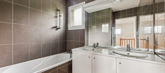 4 bedrooms House in Chanteloup-en-Brie, France No. 298891 10