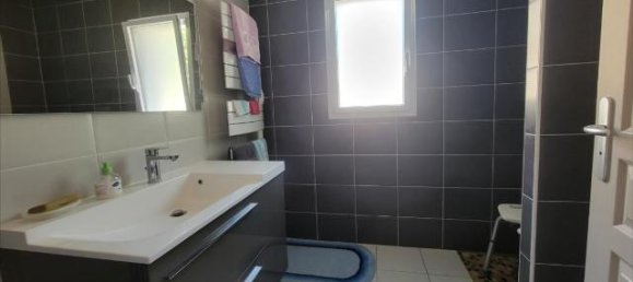 2 bedrooms House in Gourin, France No. 335543 8