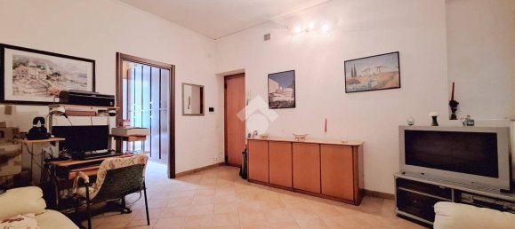 2 bedrooms Apartment in Palermo, Italy No. 157482 4