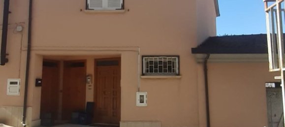 Дом с 2 комнатами в Альтавилла Ирпина, Италия № 277872 4