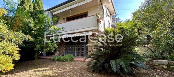 4 bedrooms Villa in Massarosa, Italy No. 81735 5