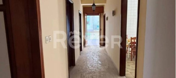 Apartamento de 5 habitaciónes en Reggio Calabria, Italy No. 269176 9