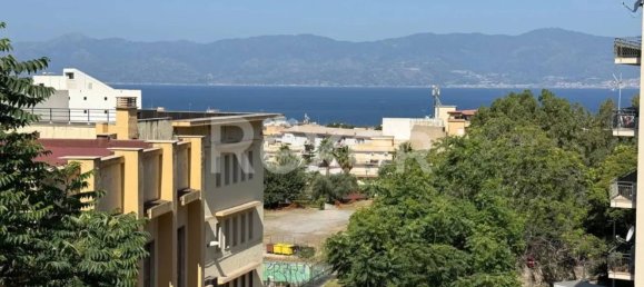 Apartamento de 5 habitaciónes en Reggio Calabria, Italy No. 269176 21