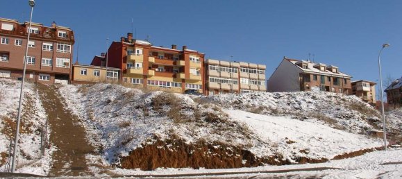 570m² Land in Valverde de la Virgen, Spain No. 70186 6