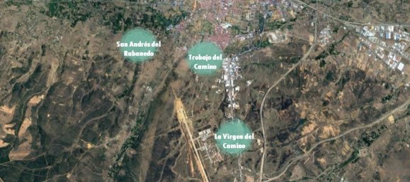 570m² Land in Valverde de la Virgen, Spain No. 70186 5