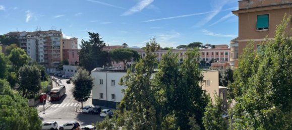 3 Schlafzimmer Wohnung in Rome, Italy, Nr. 356434 2