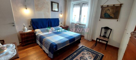 Квартира с 4 комнатами в Фоллоника, Италия № 71950 8