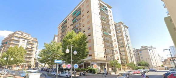 Квартира с 4 комнатами в Фоллоника, Италия № 71950 15