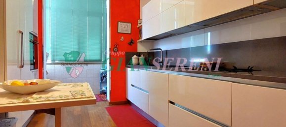 Квартира с 4 комнатами в Фоллоника, Италия № 71950 4